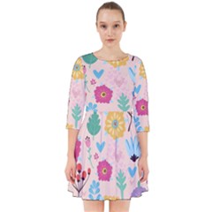 Tekstura-fon-tsvety-berries-flowers-pattern-seamless Smock Dress by Sobalvarro