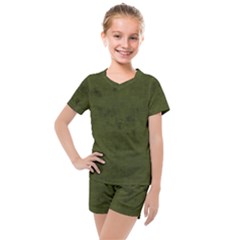 Army Green Color Grunge Kids  Mesh Tee And Shorts Set