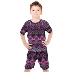 Boho Magenta Black Pattern Kids  Tee And Shorts Set by SpinnyChairDesigns