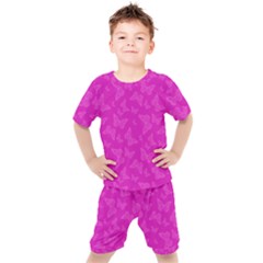 Fuchsia Butterfly Print  Kids  Tee And Shorts Set by SpinnyChairDesigns