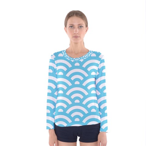 Waves Women s Long Sleeve Tee by Sobalvarro