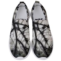 Closing In  Men s Slip On Sneakers