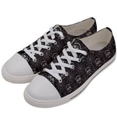 Skull And Spider Web On Dark Background Women s Low Top Canvas Sneakers