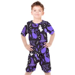 Halloween Party Seamless Repeat Pattern  Kids  Tee And Shorts Set by KentuckyClothing