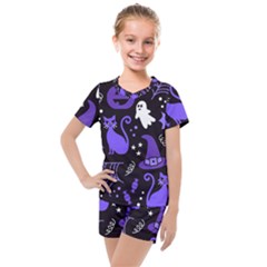 Halloween Party Seamless Repeat Pattern  Kids  Mesh Tee And Shorts Set