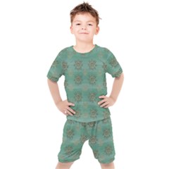 Beautiful Flowers Of Wood In The Starry Night Kids  Tee And Shorts Set