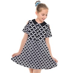 Black And White Triangles Pattern, Geometric Kids  Short Sleeve Shirt Dress by Casemiro