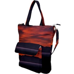 Las Aguilas Viewpoint, El Chalten, Argentina Shoulder Tote Bag