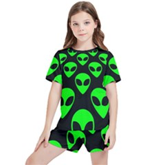 We Are Watching You! Aliens Pattern, Ufo, Faces Kids  Tee And Sports Shorts Set by Casemiro