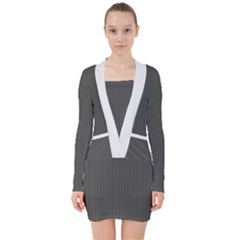 Beluga Grey & White - V-neck Bodycon Long Sleeve Dress by FashionLane