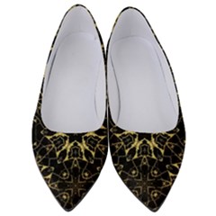 Black and gold pattern Women s Low Heels