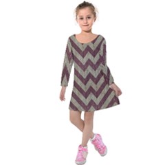 Vintage Grunge Geometric Chevron Pattern Kids  Long Sleeve Velvet Dress