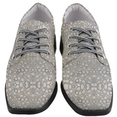 Modern Ornate Geometric Silver Pattern Women Heeled Oxford Shoes