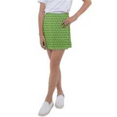 Green Pattern Ornate Background Kids  Tennis Skirt by Dutashop