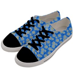 Hydrangea Blue Glitter Round Men s Low Top Canvas Sneakers