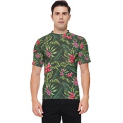 Tropical Flowers Men s Short Sleeve Rash Guard