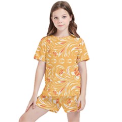 Orange Pattern Kids  Tee And Sports Shorts Set by Eskimos