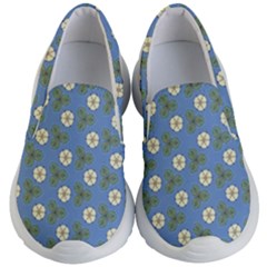 Flowers Leaves  Floristic Pattern Kids Lightweight Slip Ons by SychEva