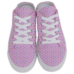 Hexagonal Pattern Unidirectional Half Slippers