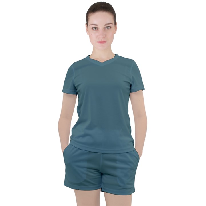 Beetle Green Women s Tee and Shorts Set