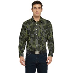 Camouflage Vert Men s Long Sleeve Pocket Shirt  by kcreatif