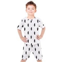 Vampire Hand Motif Graphic Print Pattern Kids  Tee And Shorts Set by dflcprintsclothing