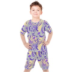 Folk floral pattern. Abstract flowers surface design. Seamless pattern Kids  Tee and Shorts Set