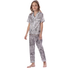 Silver Abstract Grunge Texture Print Kids  Satin Short Sleeve Pajamas Set