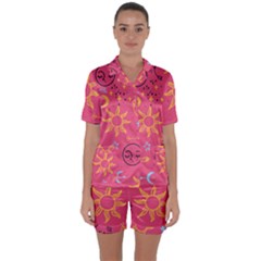 Pattern Mystic Color Satin Short Sleeve Pajamas Set