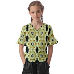 Summer Sun Flower Power Over The Florals In Peace Pattern Kids  V-neck Horn Sleeve Blouse