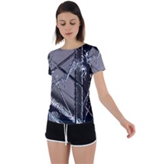 Ag Cobwebs Back Circle Cutout Sports Tee