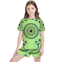 Green Grid Cute Flower Mandala Kids  Tee And Sports Shorts Set