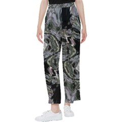 Insect Portrait Women s Pants 