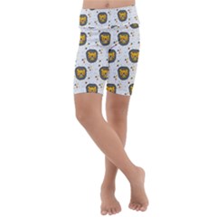 Lion Heads Pattern Design Doodle Kids  Lightweight Velour Cropped Yoga Leggings