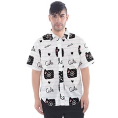 Cute Cameras Doodles Hand Drawn Men s Short Sleeve Shirt