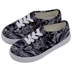 Masik Kids  Classic Low Top Sneakers by MRNStudios