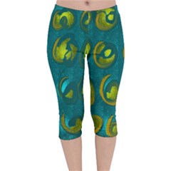 Gold On Green Velvet Capri Leggings 