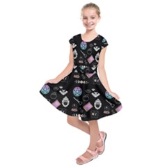 Pastel Goth Witch Kids  Short Sleeve Dress by InPlainSightStyle