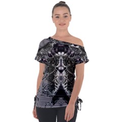 Alien Deco Off Shoulder Tie-Up Tee