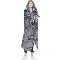 Alien Deco Wearable Blanket