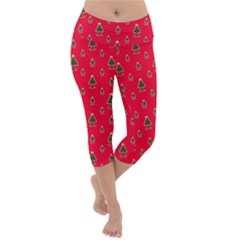 Sketchy Christmas Tree Motif Drawing Pattern Lightweight Velour Capri Yoga Leggings by dflcprintsclothing