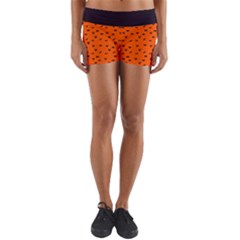 Halloween, Black bats pattern on orange Yoga Shorts
