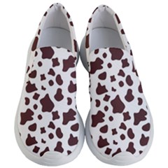 Brown cow spots pattern, animal fur print Women s Lightweight Slip Ons