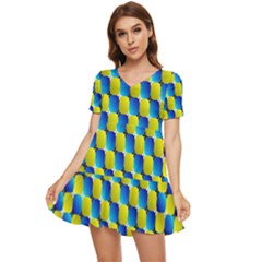 Illusion Waves Pattern Tiered Short Sleeve Mini Dress