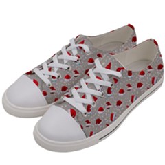 Santa Hat Women s Low Top Canvas Sneakers