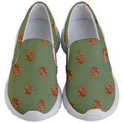 Pine cones green Kids Lightweight Slip Ons