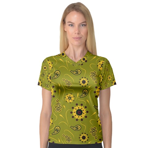 Floral Pattern Paisley Style  V-neck Sport Mesh Tee by Eskimos