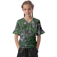 Modern Camo Grunge Print Kids  V-Neck Horn Sleeve Blouse