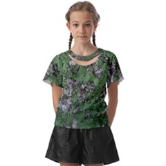 Modern Camo Grunge Print Kids  Front Cut Tee