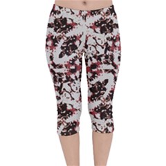 Texture Mosaic Abstract Design Velvet Capri Leggings 